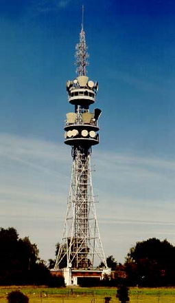 File:Zwollerkerspel TV-toren.jpg