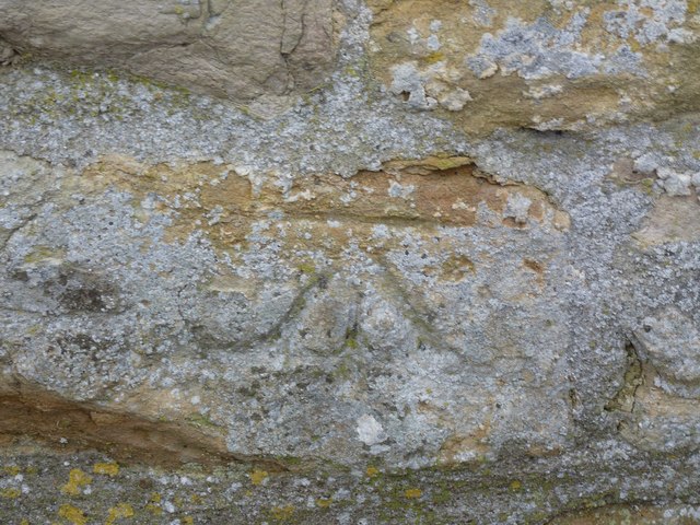 File:Benchmark, 'Corner Cottage', Long Street, Sherborne - geograph.org.uk - 4355231.jpg