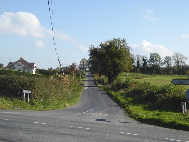 File:Bungalow at road junction on the R195 - geograph.org.uk - 5939722.jpg