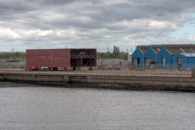 File:Construction of a Sea Dragon - geograph.org.uk - 885304.jpg