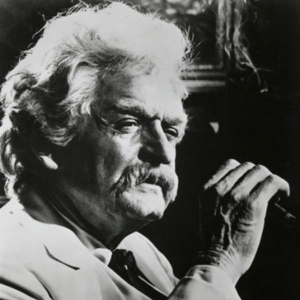 File:Hal Holbrook as Mark Twain.jpg