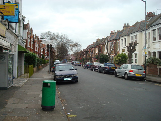 File:Merton Hall Road, London SW19 - geograph.org.uk - 711762.jpg