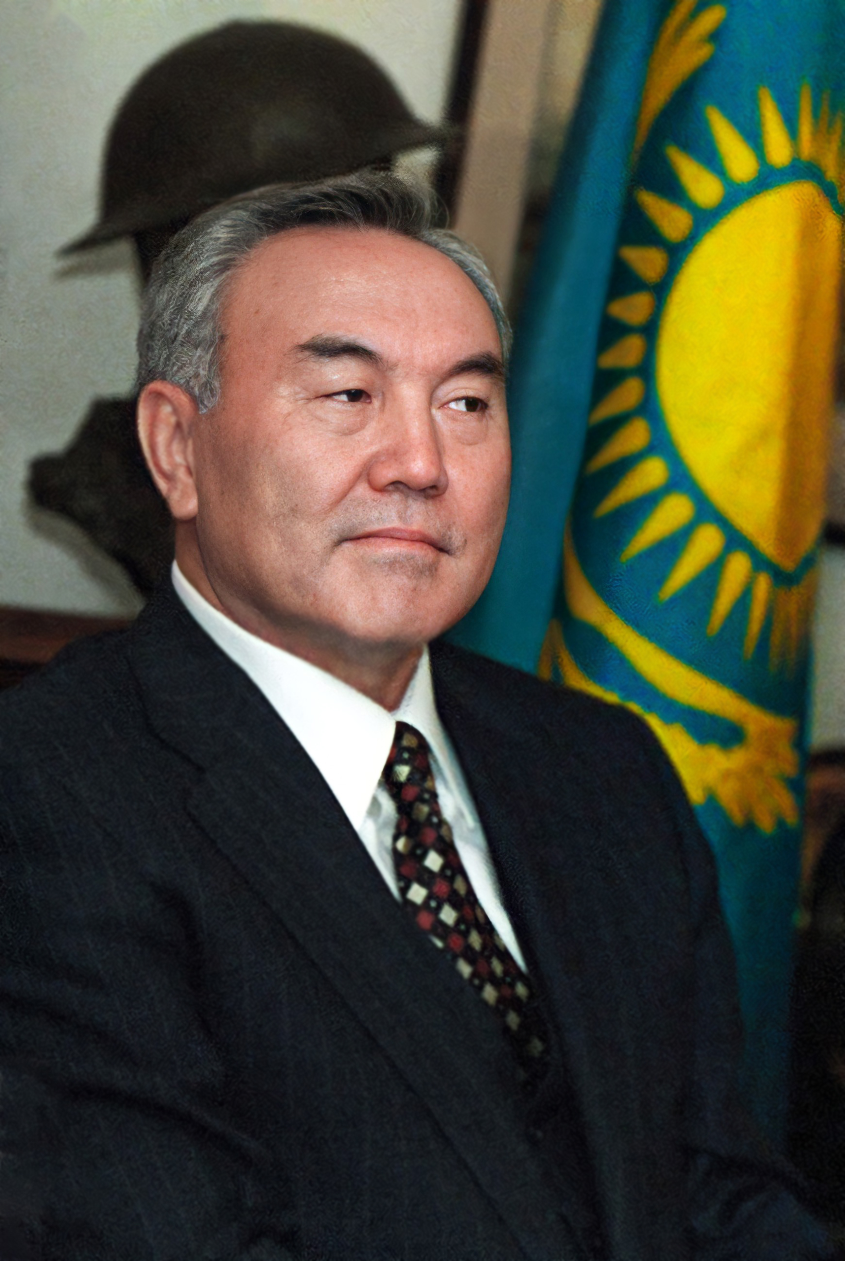 File:Nursultan Nazarbayev 1997 2.jpg - Wikimedia Commons