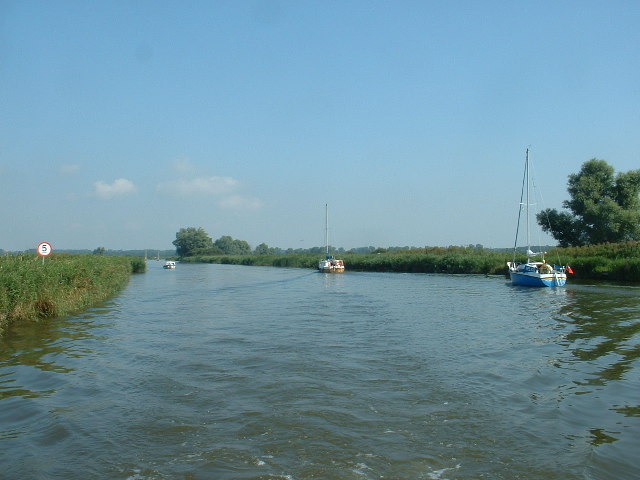 File:Oulton Dyke - geograph.org.uk - 115609.jpg