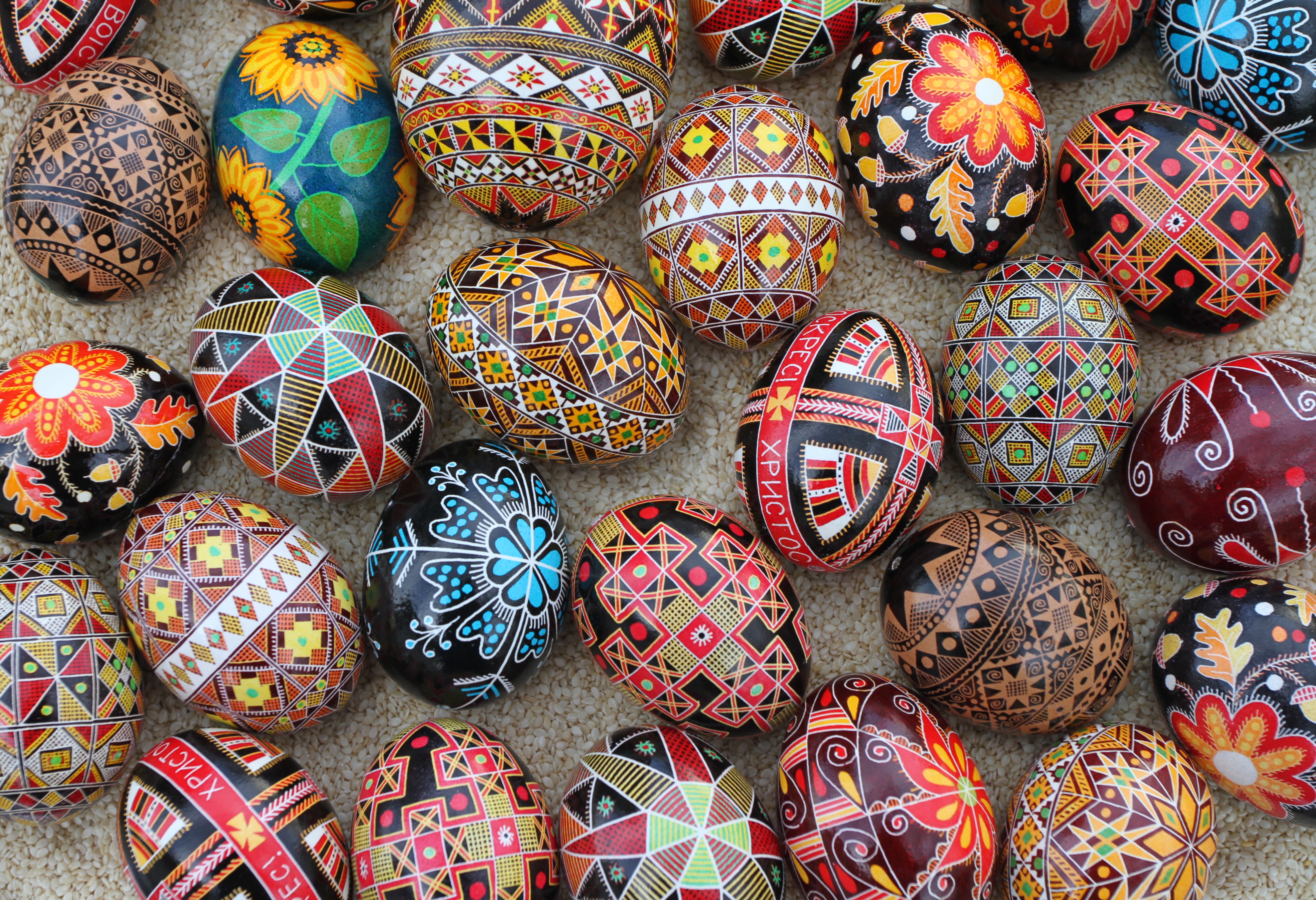 easter eggs art