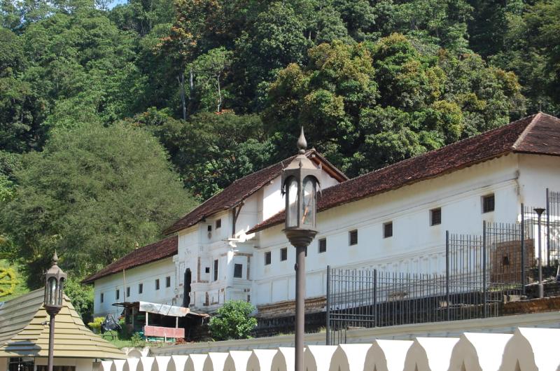 File:Royal Palace Kandy.JPG