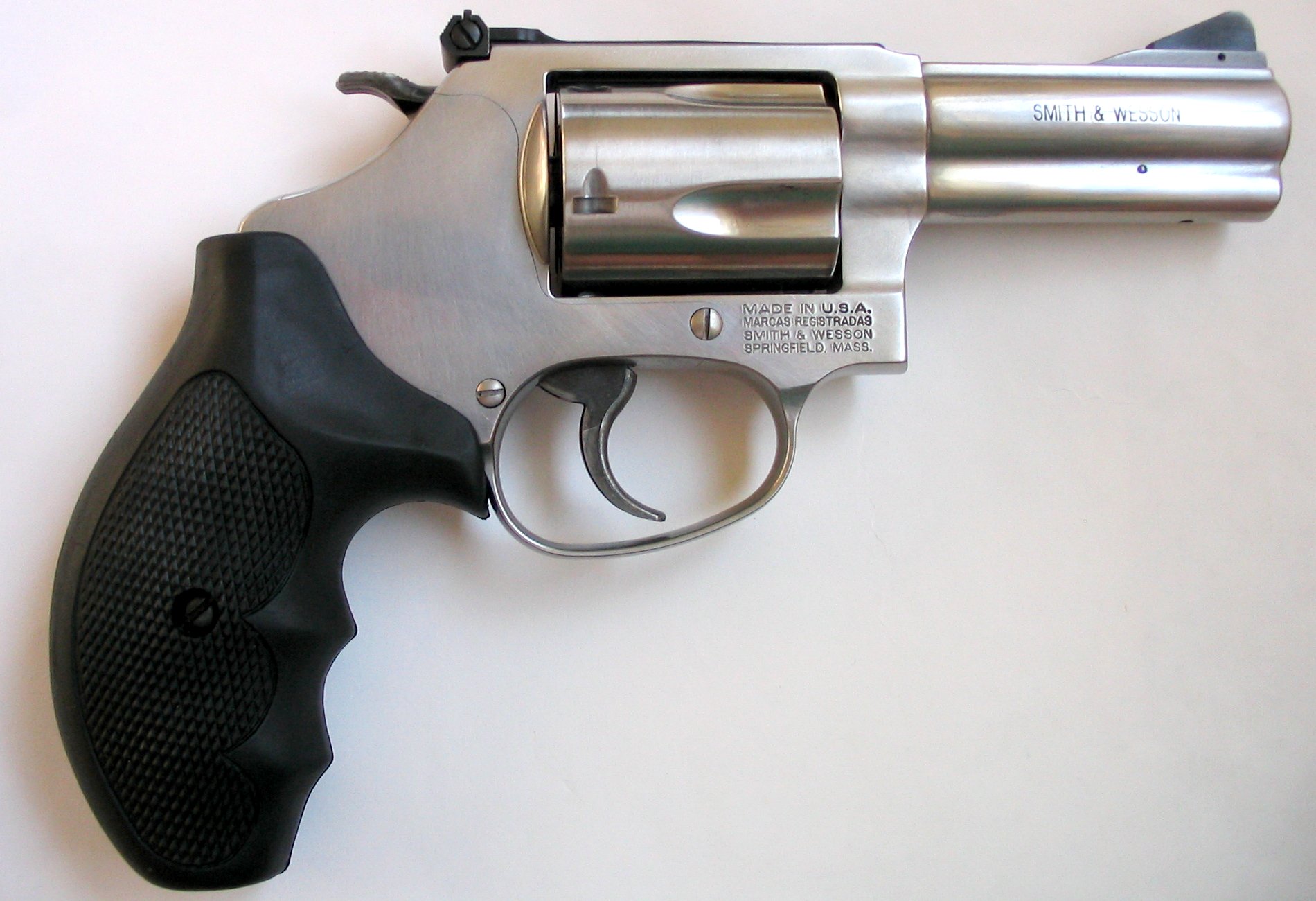 SMITH & WESSON .38 CHIEFS SPECIAL Stainless Revolver Model 60 Manual 