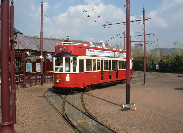 File:Tramway terminus, Seaton - geograph.org.uk - 1263123.jpg