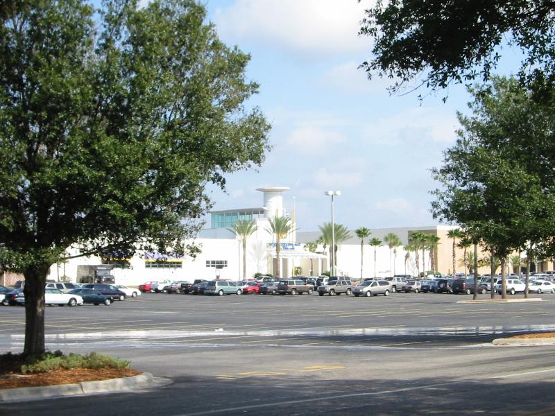 File:University Square Mall Main Entrance.jpg