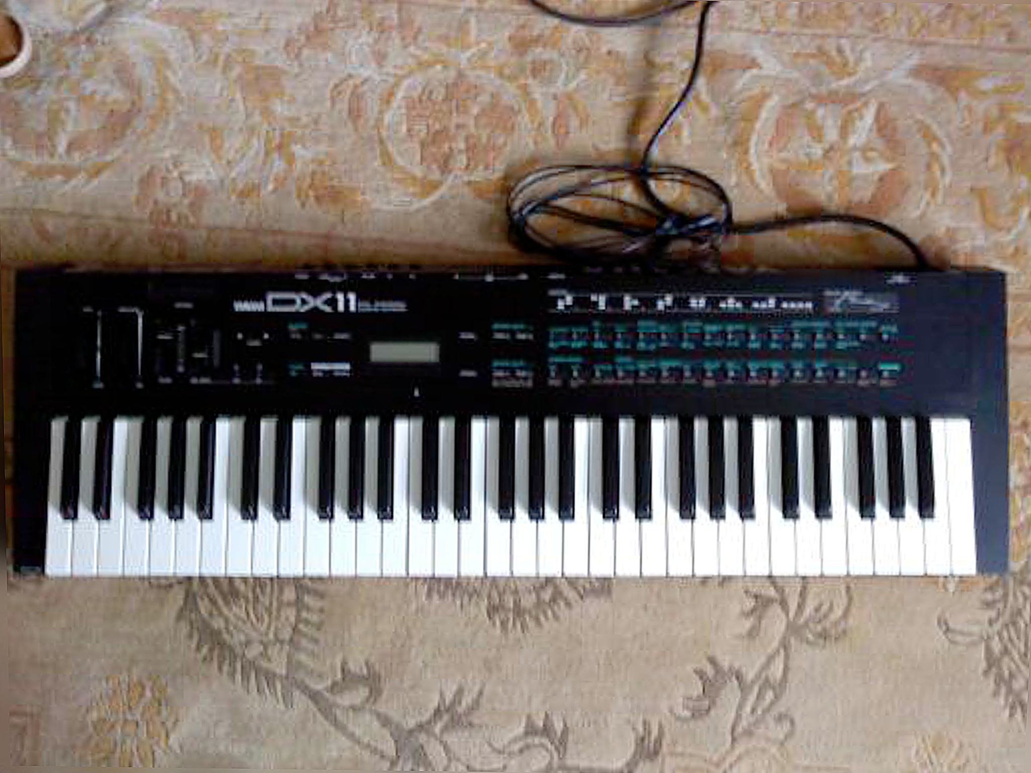 Yamaha DX7 — Wikipédia