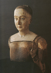 File:Elizabeth of york - funeral effigy.jpg