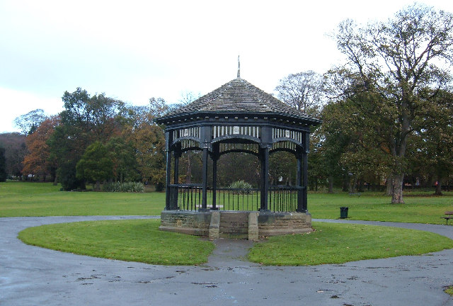 File:Horsforth Hall Park - geograph.org.uk - 83600.jpg