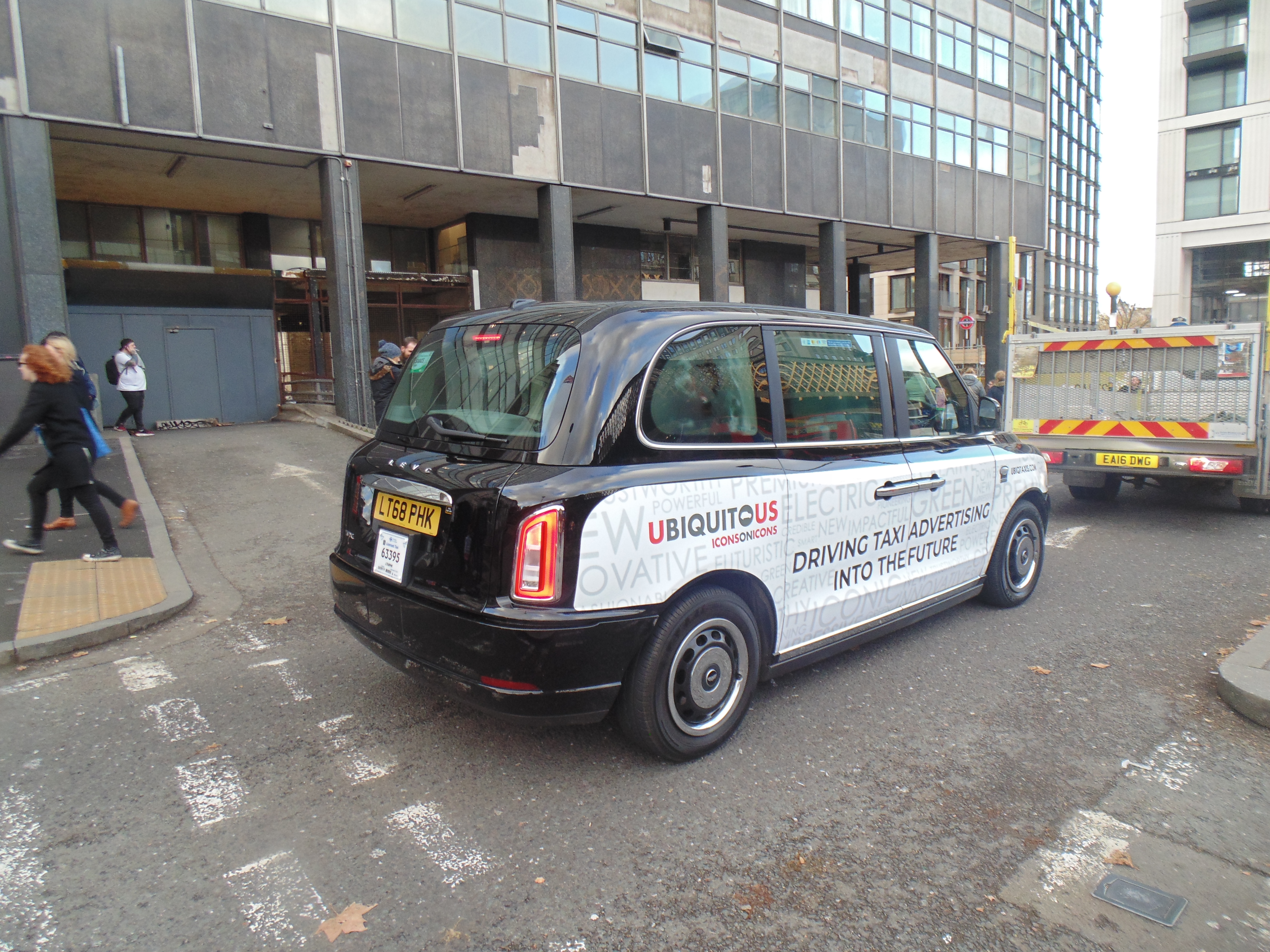 London Taxi tx4 Geely