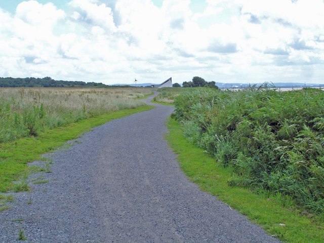 Mersey Way beside old Liverpool Airport - geograph.org.uk - 493534
