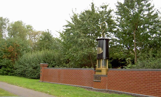 File:Miner's lamp Piccadilly Warwickshire.jpg