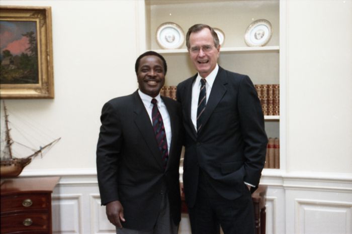 File:President George H. W. Bush and Joe Morgan.jpg