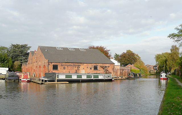 File:The Old Iron Warehouse at Shardlow, Derbyshire - geograph.org.uk - 1617927.jpg
