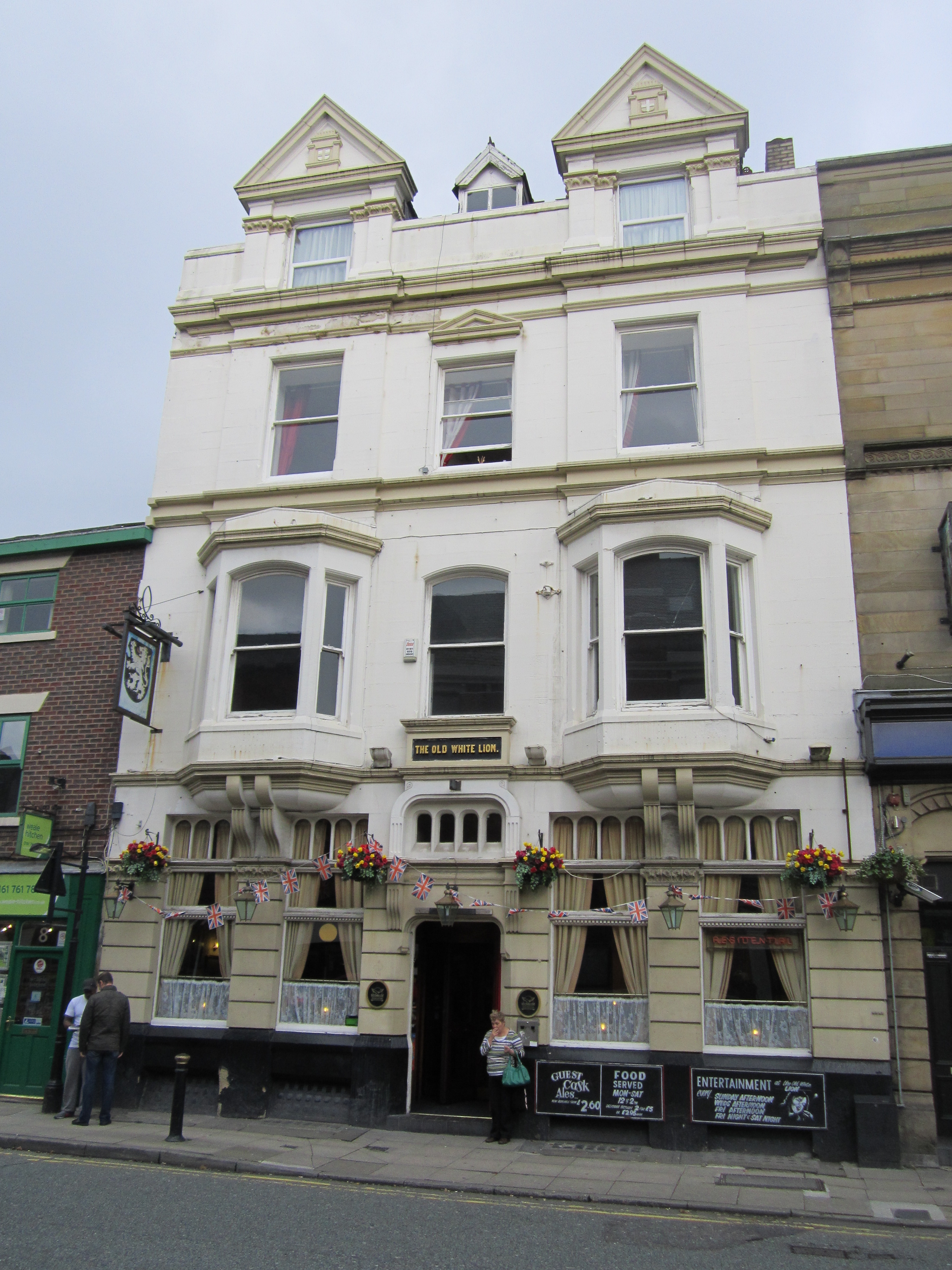 Old White Lion, Bury