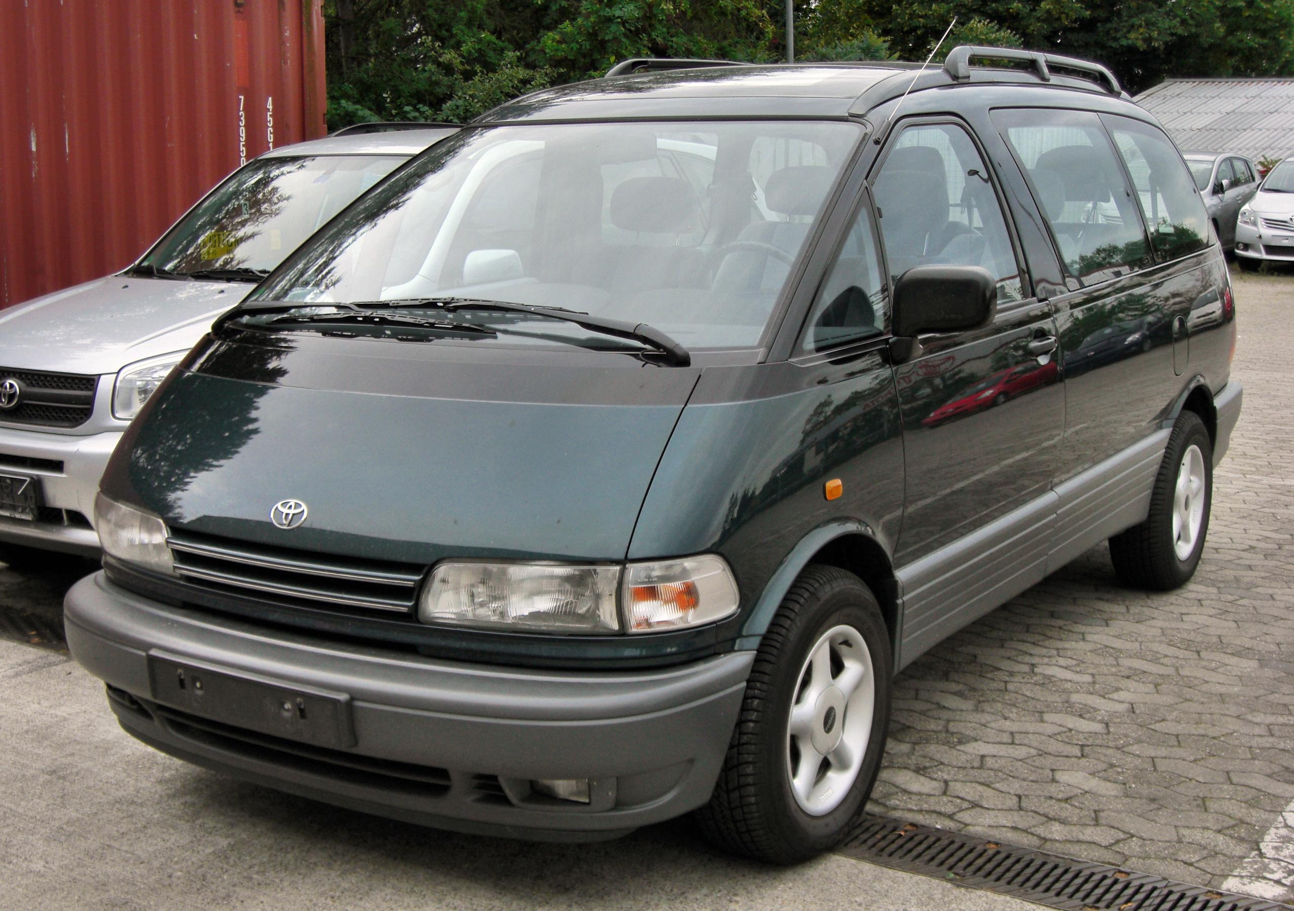 File Toyota Previa I Gl 20090910 Front Jpg Wikimedia Commons