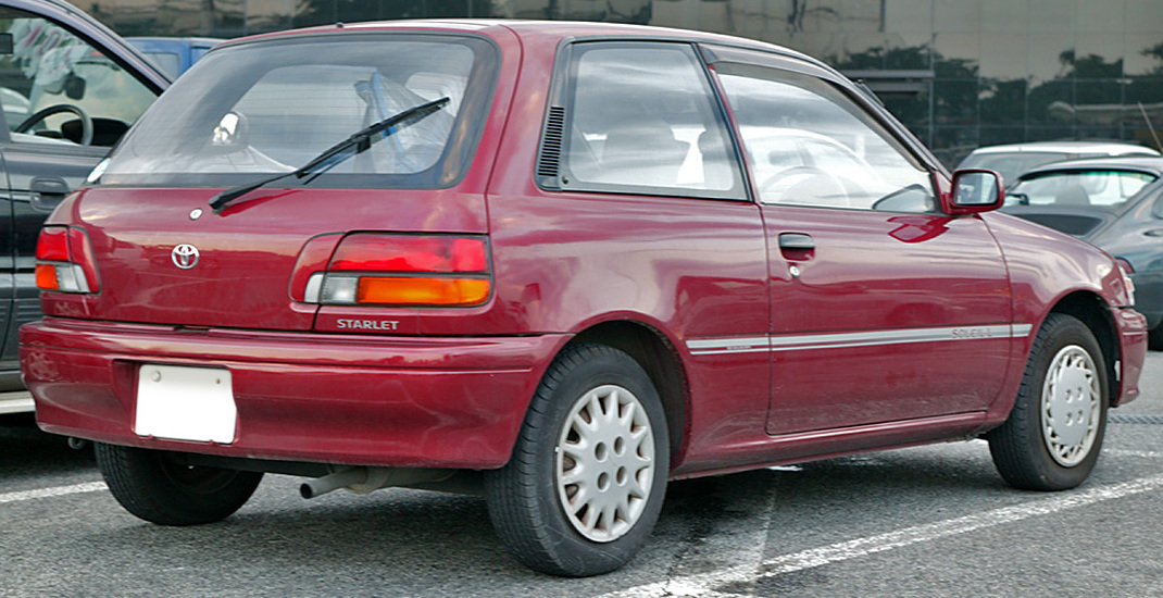 ファイル:Toyota Starlet EP82 1.3 Soleil-L (rear).jpg - Wikipedia