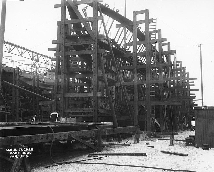 File:USS Tucker (DD-57), under construction January 1915.jpg