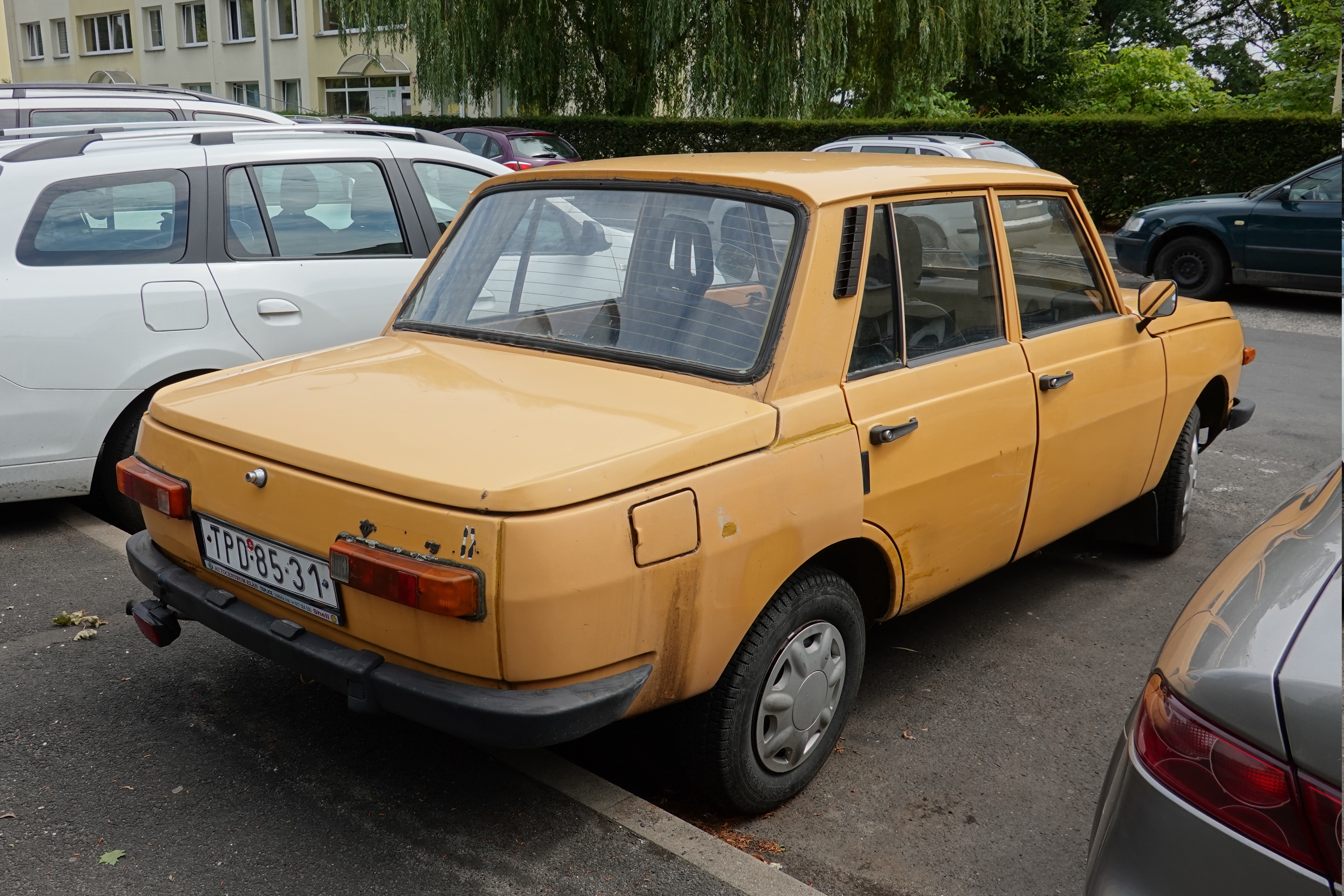 Wartburg 353. Wartburg 353 w. Вартбург (бежевый). Wartburg 353 тюнинг.