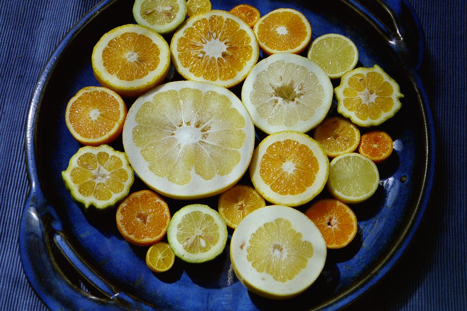 varieties of citrus fruit