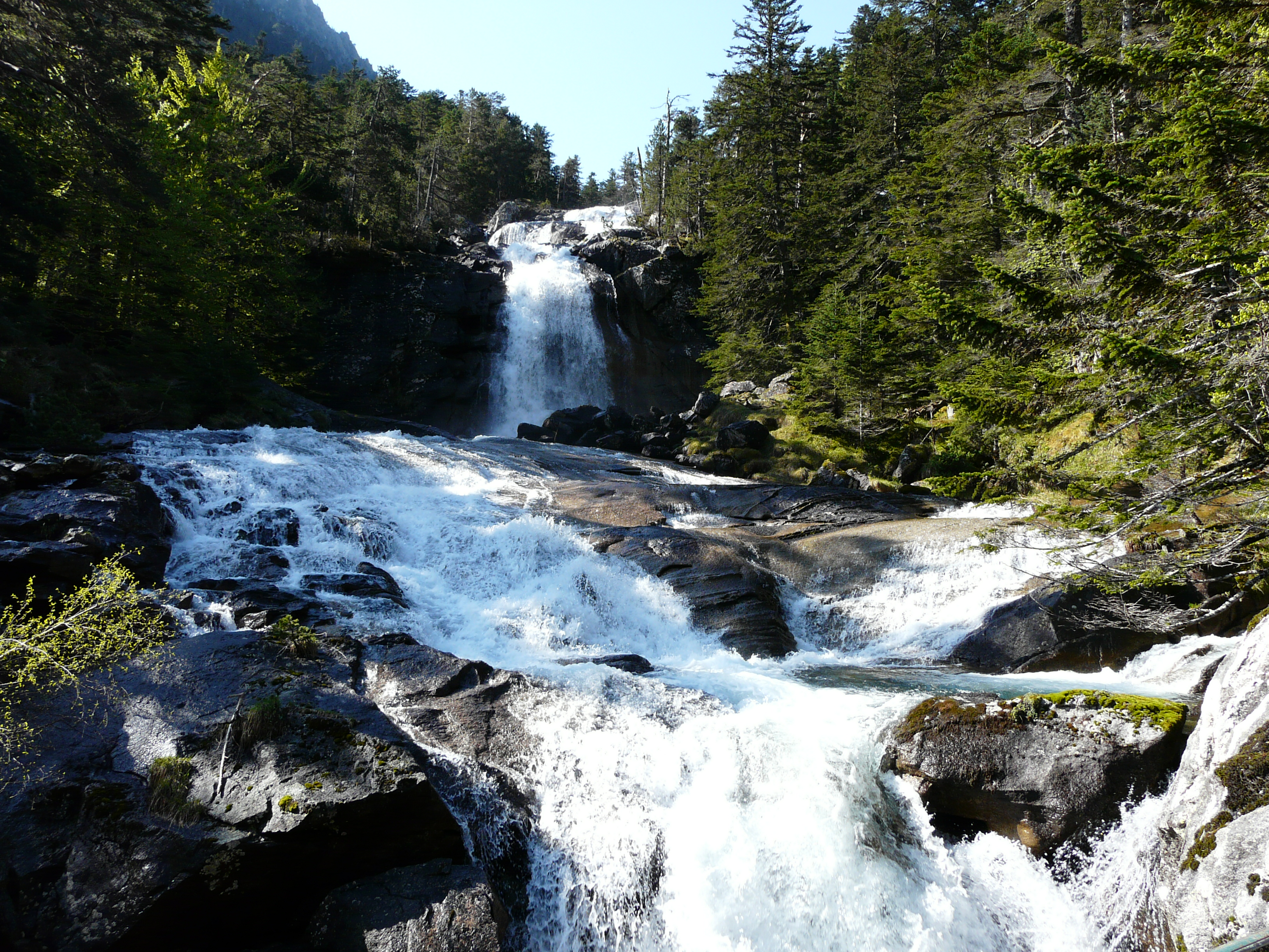 Fichier:Cauterets cascade du pont d'Espagne (2).JPG  Wikipdia