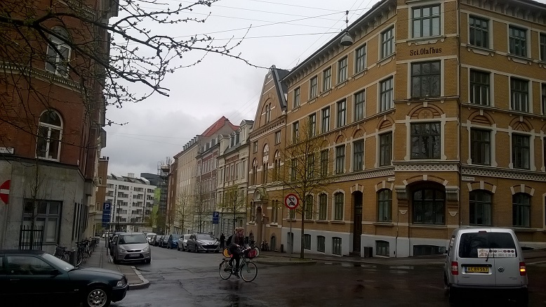 File:Christiansgade 20160503.jpg