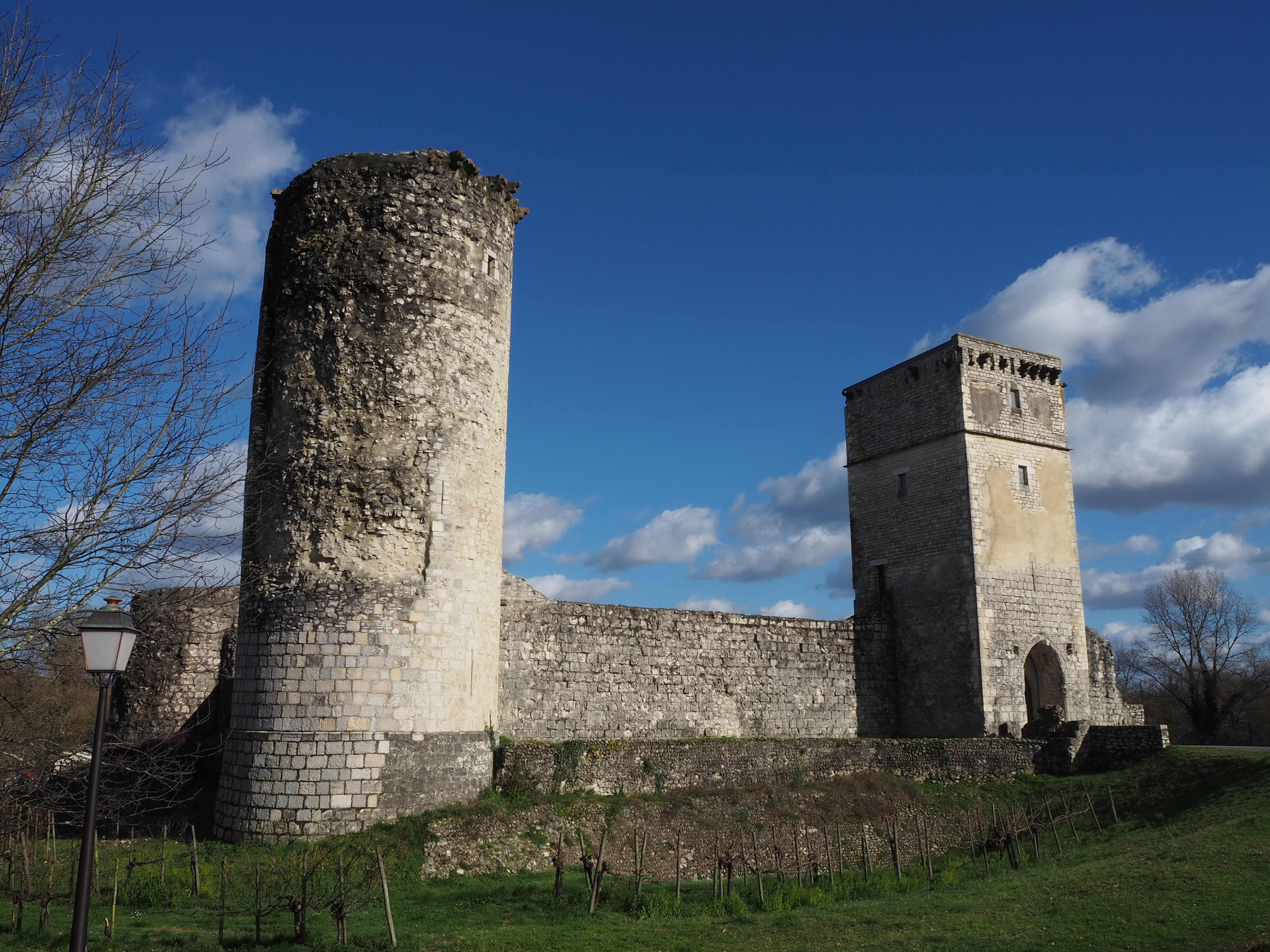 File:Château Bellocq.jpg - Wikimedia Commons