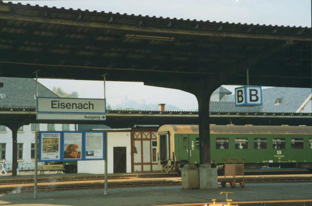 File:Deutsche Reichsbahn bei Eisenach - geo.hlipp.de - 15274.jpg