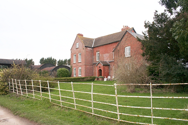 File:Exchequer Court, Thruxton - geograph.org.uk - 369534.jpg