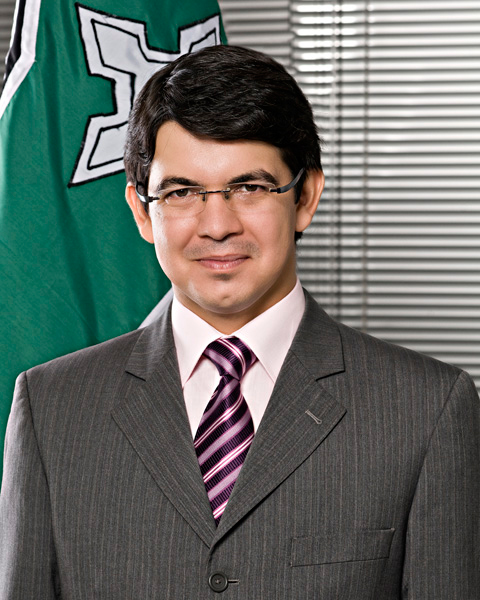 File:Foto oficial de Randolfe Rodrigues.jpg