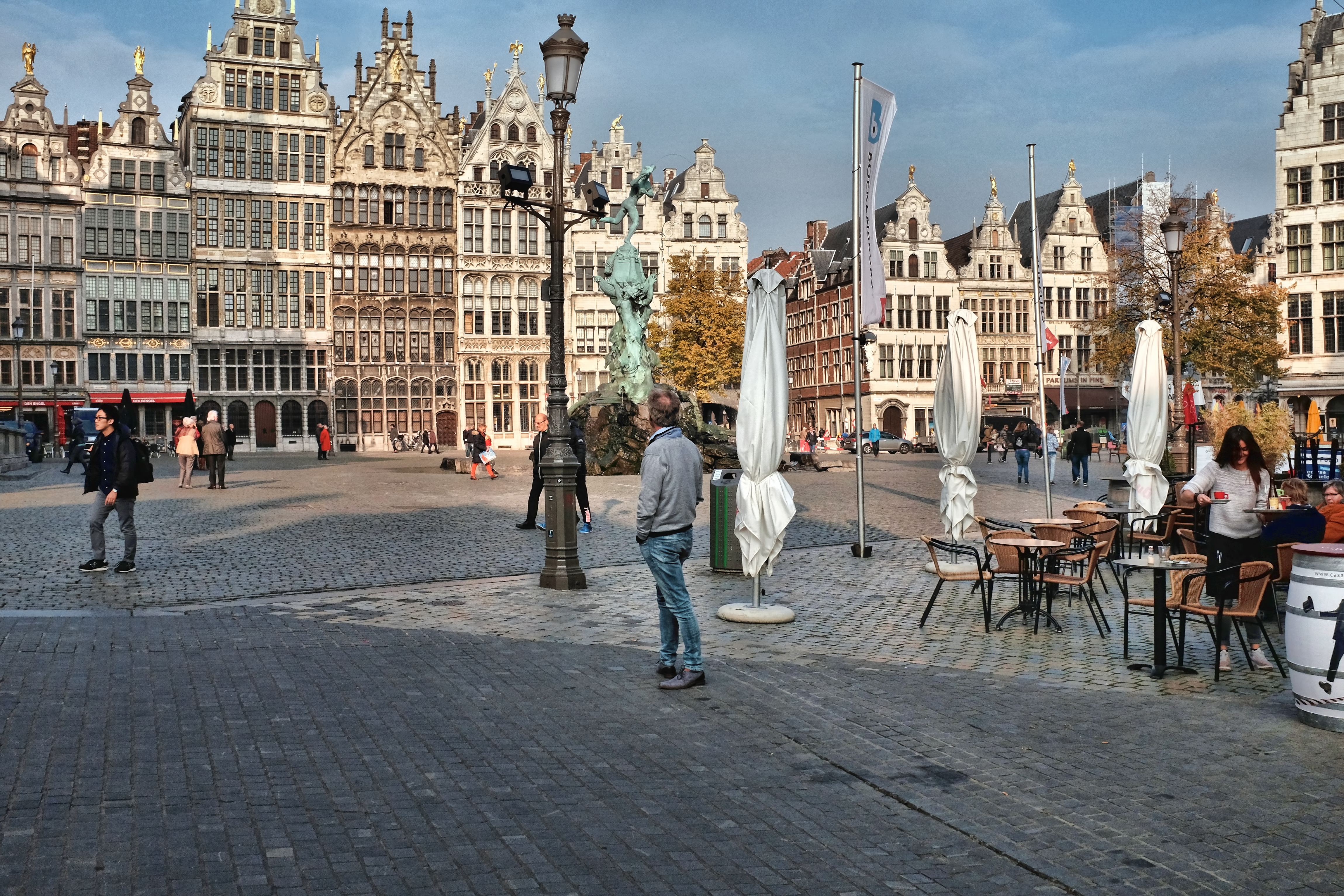 het doel Federaal Voetganger Grote Markt (Antwerpen) - Wikipedia