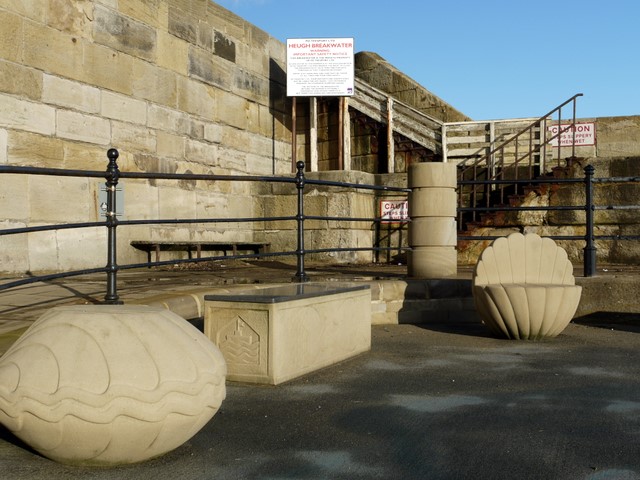 File:Heugh Breakwater - geograph.org.uk - 1607277.jpg