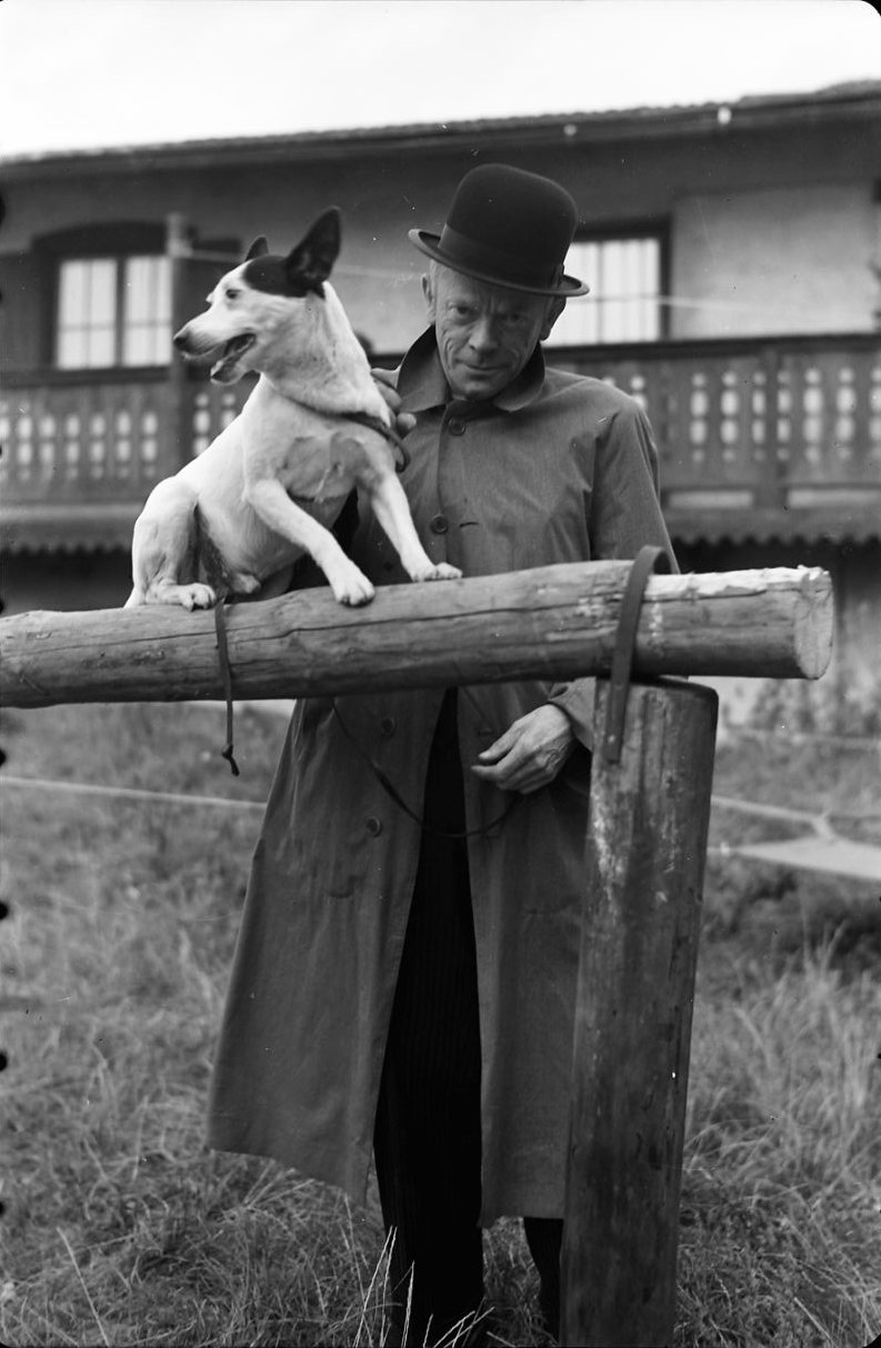 Valentin with his dog Bopsi in 1936