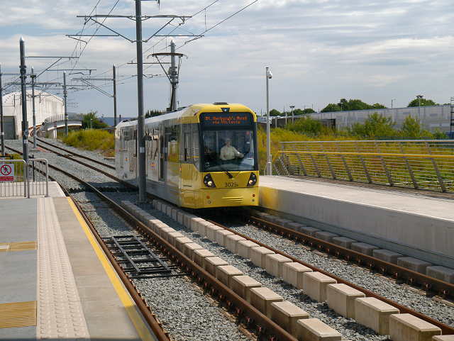 File:Metrolink Tram at Central Park - geograph.org.uk - 3053020.jpg