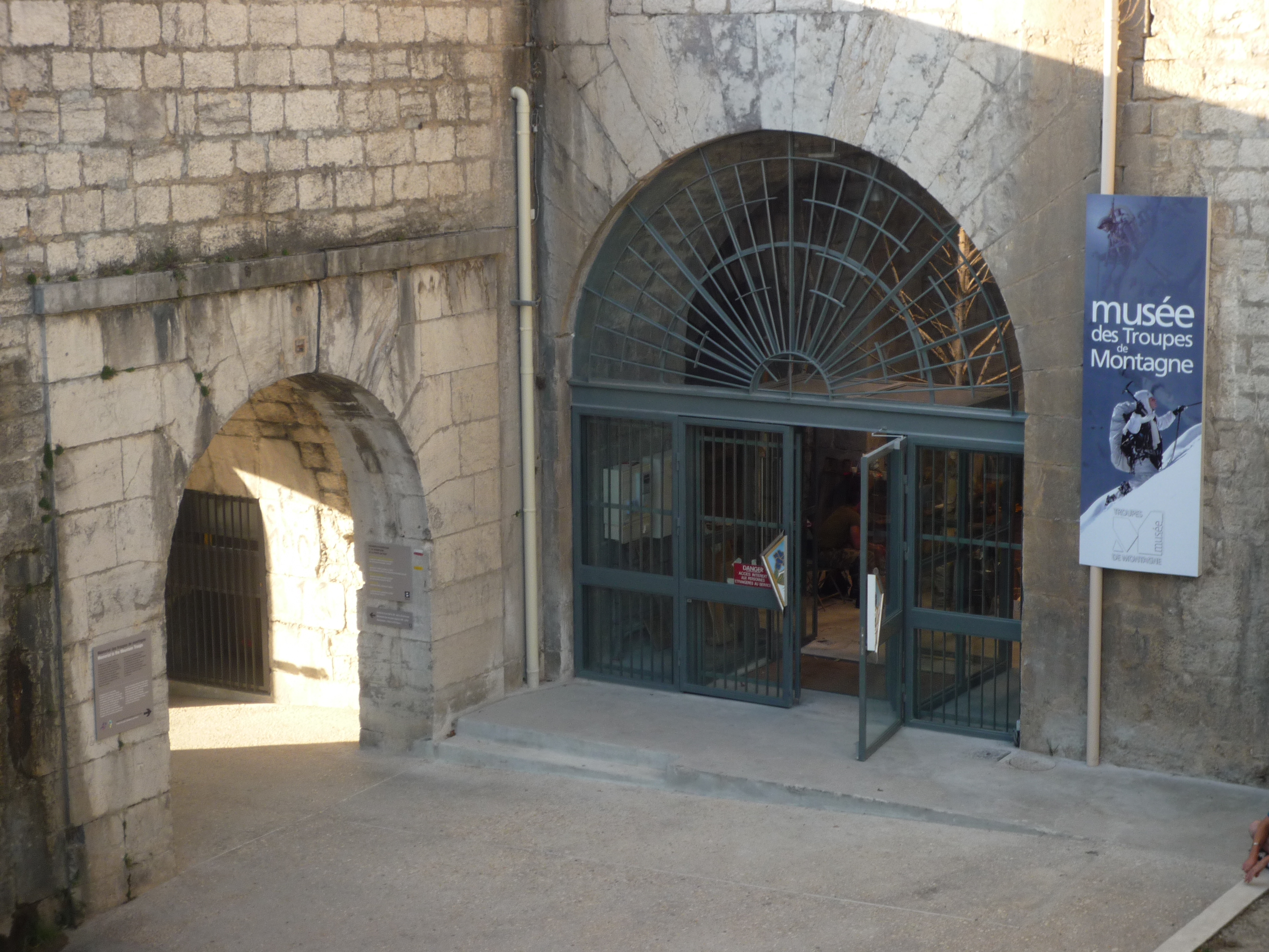 musée de la montagne à grenoble