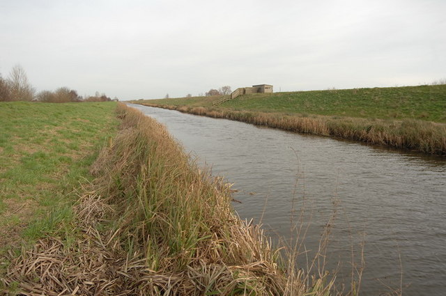 File:Old Bedford River - geograph.org.uk - 667923.jpg