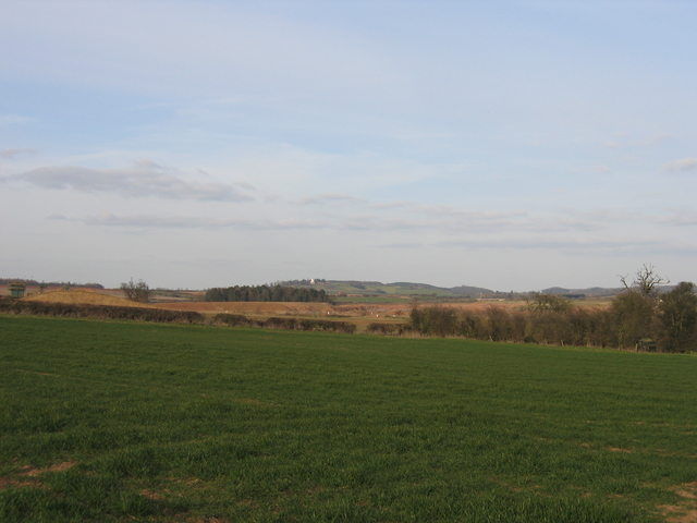 File:Salford Priors sand pits - geograph.org.uk - 141765.jpg