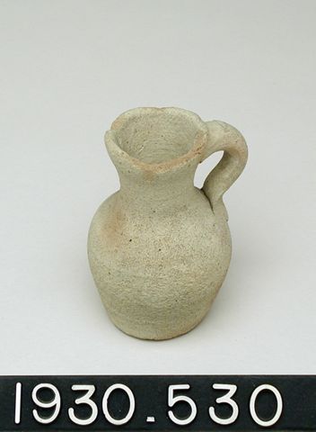 File:Single-Handled Vase - YDEA - 4459.jpg