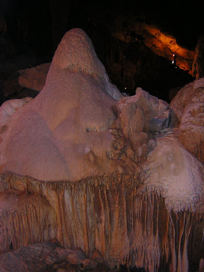 File:StalagmiteFormation.jpg