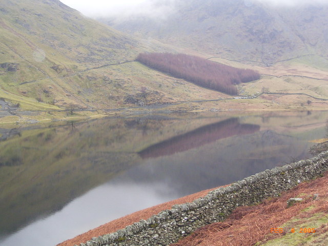 File:Top end of Haweswater. - geograph.org.uk - 61822.jpg