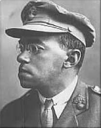 Zev_Vladimir_Jabotinsky_uniform.jpg