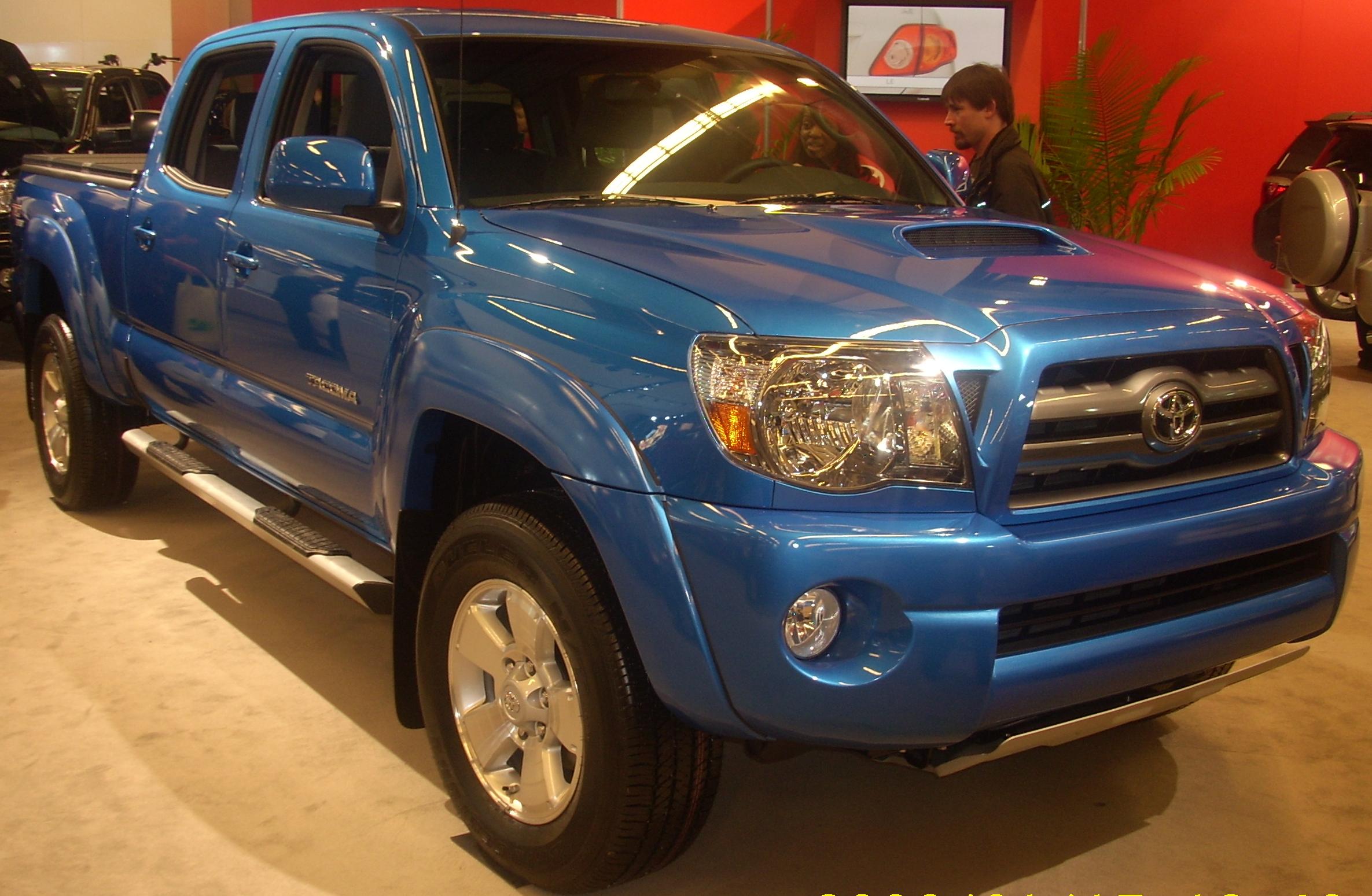 Toyota Tacoma Crew Cab