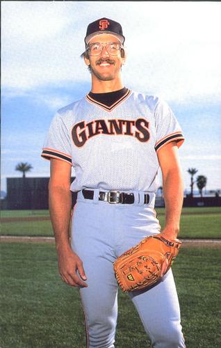 1986 San Francisco Giants Postcards Scott Garrelts.jpg