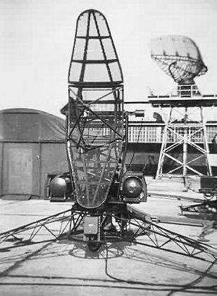 File:AN-FPS-4 Radar.jpg