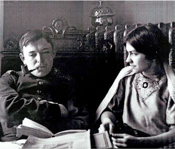 August Macke and Elisabeth Gerhardt<br>photographed in Bonn during 1908