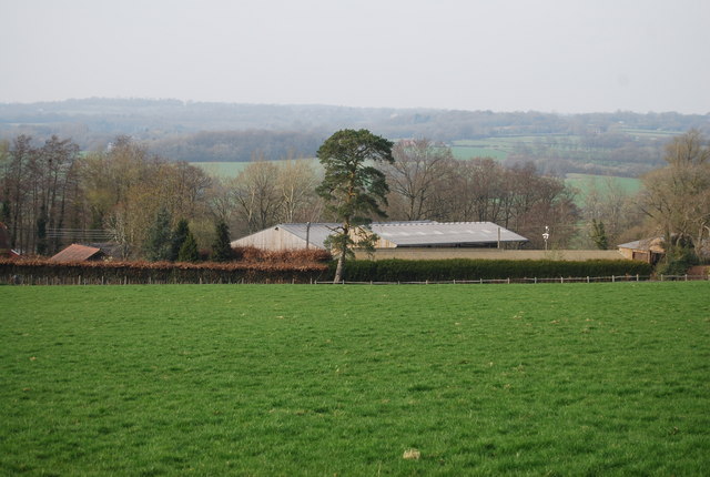 File:Barn, Franchise Farm - geograph.org.uk - 1254945.jpg