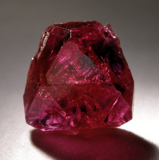 File:Corundum-winza-04a.jpg